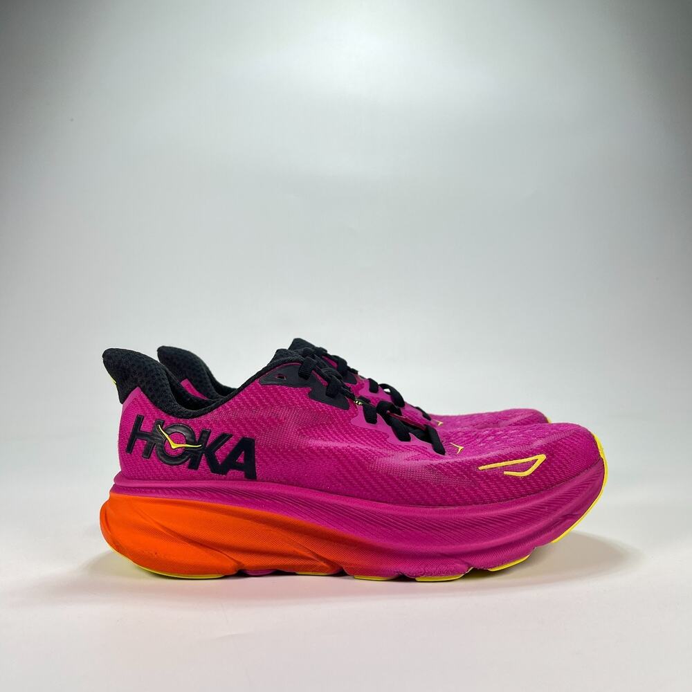 HOKA One One Clifton 9 Fuchsia Black Road Running Shoes 1127896 FCK Womens Sz 7B
